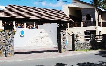 Le Grand Bleu Hotel Trou aux Biches Exterior foto