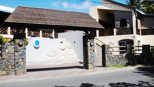 Le Grand Bleu Hotel Trou aux Biches Exterior foto